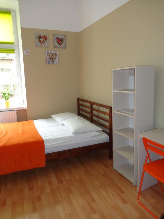 Lolek Hostel Lublin Zimmer foto